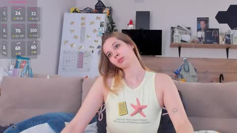 Snapshot of ms_foryou chatting on 04/25/26, 01:41 Ms ForYOU online show from 04/25/26, 01:41