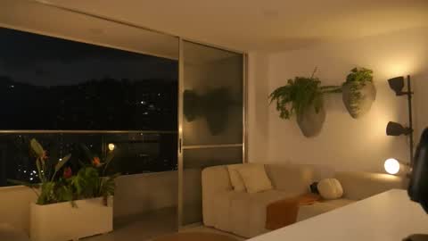 Samantha online show from 02/18/26, 11:33