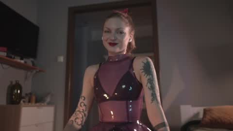 Snapshot of ms_lorelei chatting on 02/07/25, 07:59 Lore online show from 02/07/25, 07:59