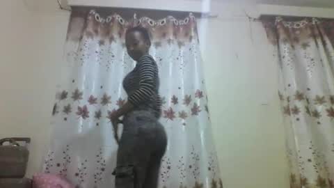 ms_luxe online show from 12/16/25, 07:19