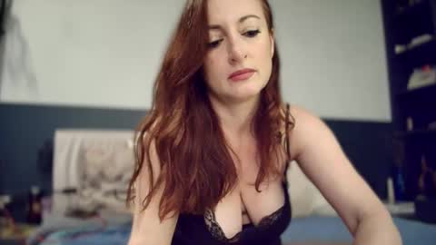 Melanie online show from 12/20/24, 10:16