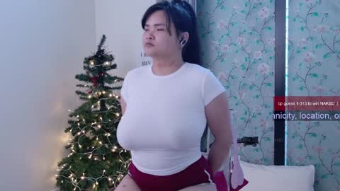 Snapshot of ms_mochii chatting on 01/16/25, 10:34 R o r i SnapChat heyroriv2 wednesday - sunday Noon oclock mountain - 5pm mountain online show from 01/16/25, 10:34