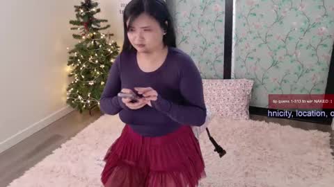 Snapshot of ms_mochii chatting on 02/14/25, 11:20 R o r i SnapChat heyroriv2 wednesday - sunday Noon oclock mountain - 5pm mountain online show from 02/14/25, 11:20