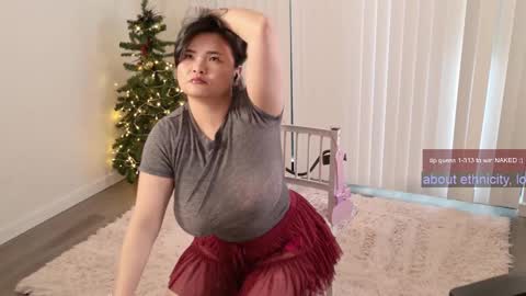 Snapshot of ms_mochii chatting on 02/26/25, 10:31 R o r i SnapChat heyroriv2 wednesday - sunday Noon oclock mountain - 5pm mountain online show from 02/26/25, 10:31