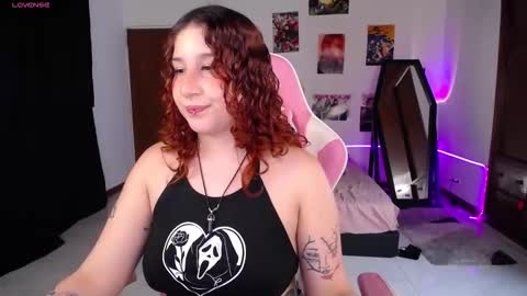 Manuela3 online show from 11/30/25, 12:14