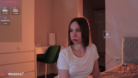 Snapshot of msaura chatting on 03/20/26, 05:12 Svetlana online show from 03/20/26, 05:12