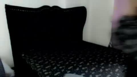 mscherry_ online show from 11/19/25, 12:54