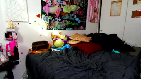 Cunty Luxxe online show from 04/23/26, 03:58