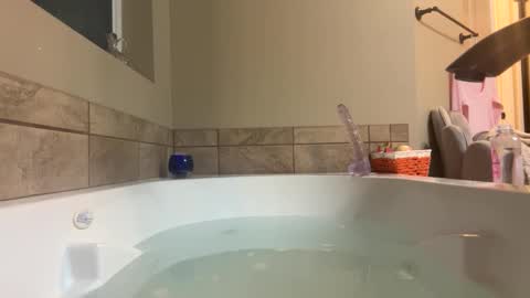 msfreckles92 online show from 05/29/26, 03:48