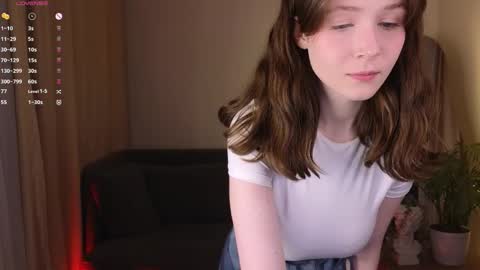 Snapshot of mskionny chatting on 04/08/26, 08:53 Alice online show from 04/08/26, 08:53