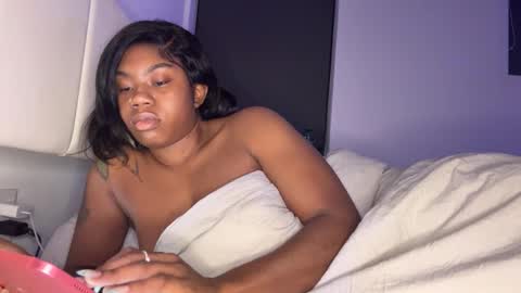 mskitty000 online show from 02/11/26, 03:22