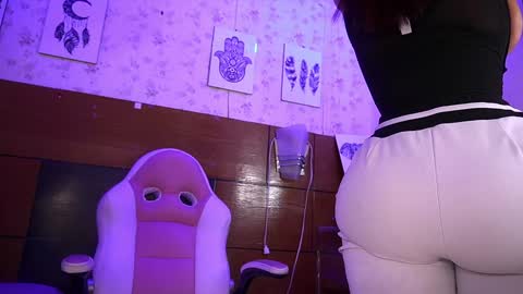 Manuela  online show from 01/28/25, 03:15