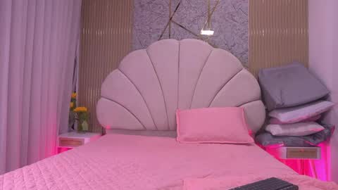 Manuela  online show from 05/06/26, 03:02