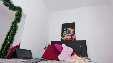 Snapshot of msschloee chatting on 12/06/24, 07:45 Chloe new account online show from 12/06/24, 07:45