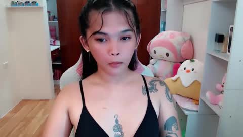 Snapshot of mstefany chatting on 10/27/25, 02:43 tefany online show from 10/27/25, 02:43