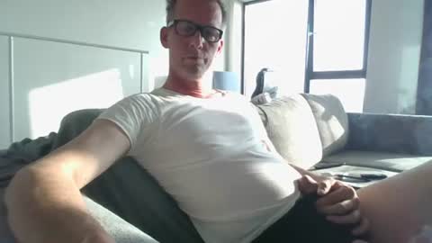 Snapshot of mtb6512 chatting on 07/11/26, 05:32 mtb6512 online show from 07/11/26, 05:32