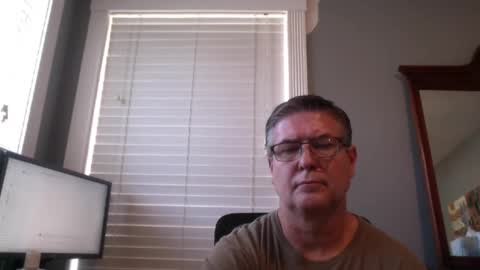 Snapshot of mtbrdr73 chatting on 10/10/25, 08:30 mtbrdr73 online show from 10/10/25, 08:30