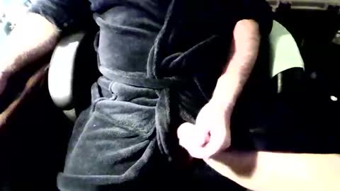 Snapshot of mthergoose chatting on 12/22/25, 01:46 Goose online show from 12/22/25, 01:46