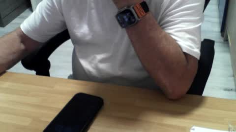 Snapshot of mtwpaul chatting on 07/01/26, 01:13 mtwpaul online show from 07/01/26, 01:13