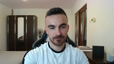 Victor online show from 12/15/25, 01:26