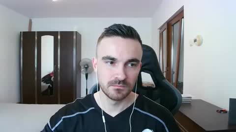 Snapshot of mu5clemania chatting on 02/09/26, 09:35 Victor online show from 02/09/26, 09:35