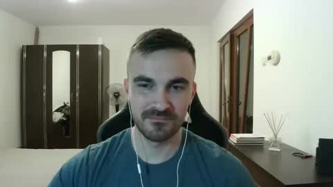 Snapshot of mu5clemania chatting on 02/10/26, 07:29 Victor online show from 02/10/26, 07:29