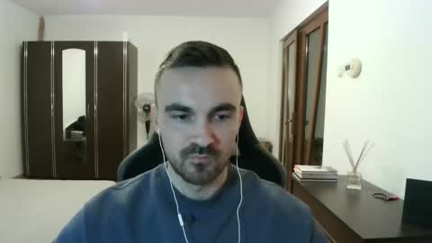 Snapshot of mu5clemania chatting on 03/02/26, 11:22 Victor online show from 03/02/26, 11:22