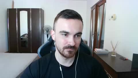 Snapshot of mu5clemania chatting on 03/06/26, 08:44 Victor online show from 03/06/26, 08:44