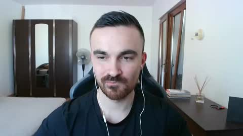 Snapshot of mu5clemania chatting on 03/07/26, 10:01 Victor online show from 03/07/26, 10:01