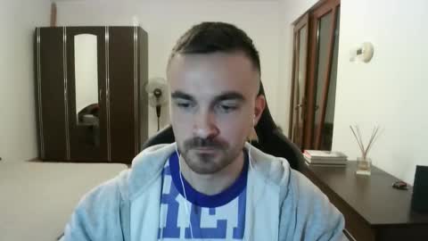 Snapshot of mu5clemania chatting on 03/14/26, 06:02 Victor online show from 03/14/26, 06:02