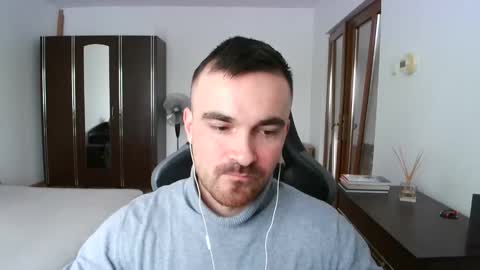 Snapshot of mu5clemania chatting on 03/16/26, 07:56 Victor online show from 03/16/26, 07:56