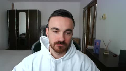 Snapshot of mu5clemania chatting on 03/26/26, 07:36 Victor online show from 03/26/26, 07:36