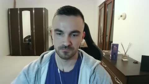 Snapshot of mu5clemania chatting on 04/03/26, 07:01 Victor online show from 04/03/26, 07:01