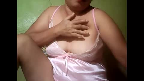 muffy_bunny online show from 02/15/25, 07:50