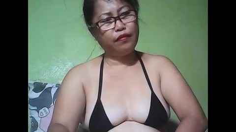 muffy_bunny online show from 05/13/26, 07:55
