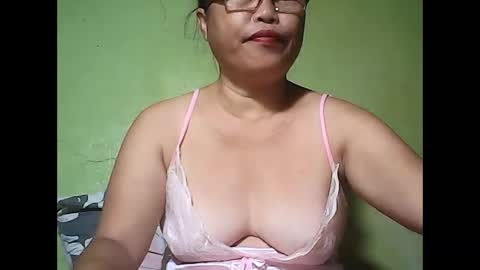 muffy_bunny online show from 05/24/26, 07:41