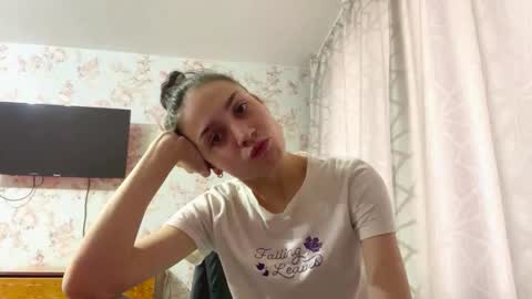 Tia online show from 02/26/26, 06:23