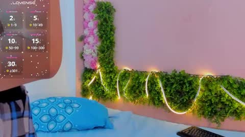 Snapshot of mulan_queen chatting on 03/06/25, 12:09 Mulan online show from 03/06/25, 12:09