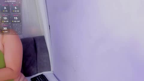 Snapshot of mulan_queen chatting on 01/14/26, 12:44 Mulan online show from 01/14/26, 12:44