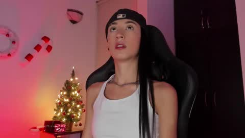 Snapshot of mulan_sheng69 chatting on 12/30/24, 02:53 Mulan Sheng next broadcast December 4 online show from 12/30/24, 02:53