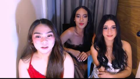 multicummer_devi online show from 04/15/26, 04:08