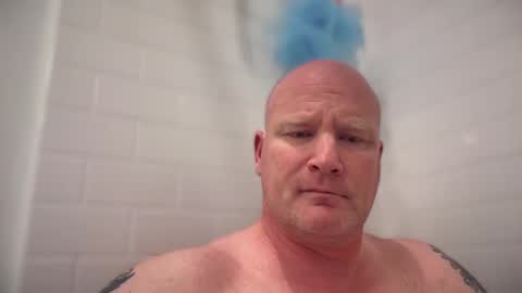 Snapshot of multipopper chatting on 10/28/25, 01:42 multipopper online show from 10/28/25, 01:42