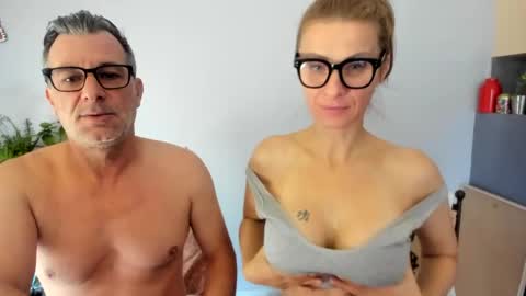 LOVELY JULIA  Peter DAY online show from 01/12/25, 09:19