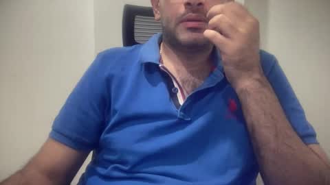 munnabobby2008 online show from 11/11/25, 04:29