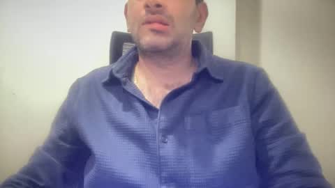 munnabobby2008 online show from 11/24/25, 04:18