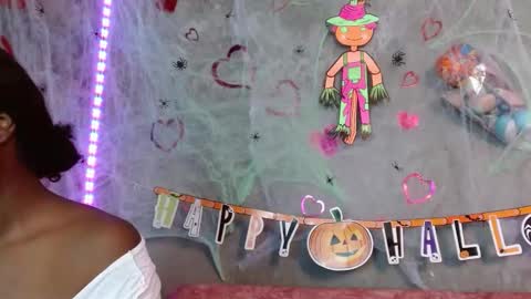 Leidy online show from 10/15/25, 06:08