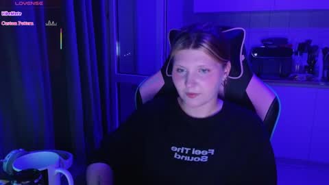 Snapshot of mura_muur chatting on 06/27/26, 05:51 Milana online show from 06/27/26, 05:51