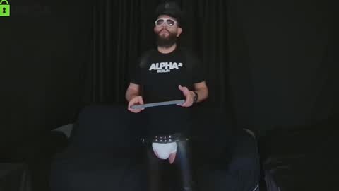 Snapshot of muratturkei chatting on 11/22/25, 10:20 MasterBros online show from 11/22/25, 10:20