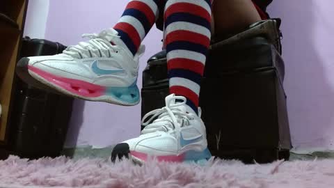 Snapshot of murielbrown chatting on 01/27/25, 12:54 Muriel online show from 01/27/25, 12:54