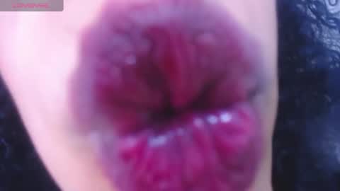 Snapshot of muriell303av chatting on 02/01/25, 09:11 muriell303av online show from 02/01/25, 09:11